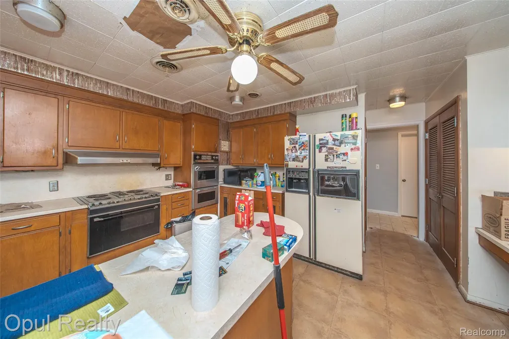 6455 Norham Road Bloomfield Hills City MI 48301