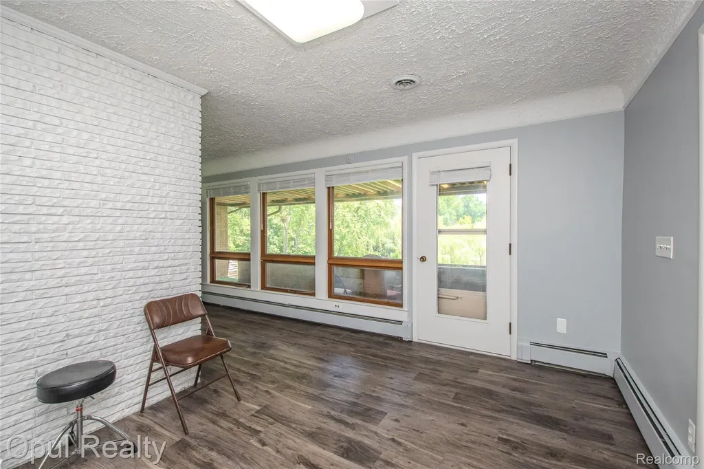6455 Norham Road Bloomfield Hills City MI 48301