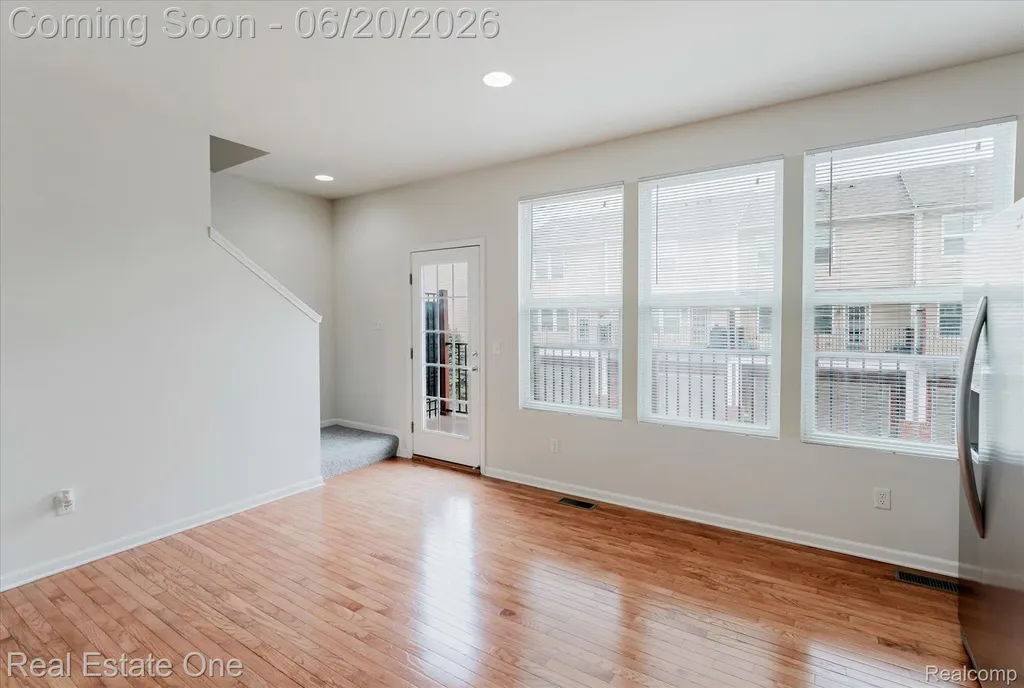 27848 Hopkins Drive Novi City MI 48377