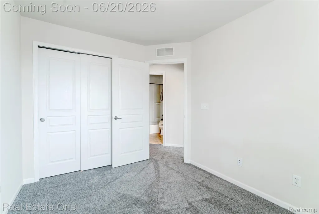 27848 Hopkins Drive Novi City MI 48377
