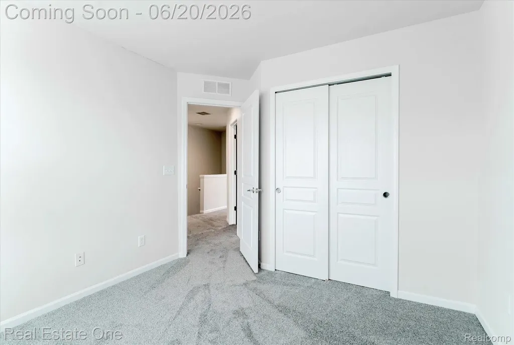 27848 Hopkins Drive Novi City MI 48377