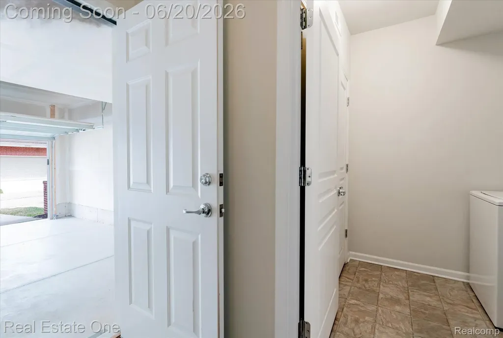 27848 Hopkins Drive Novi City MI 48377