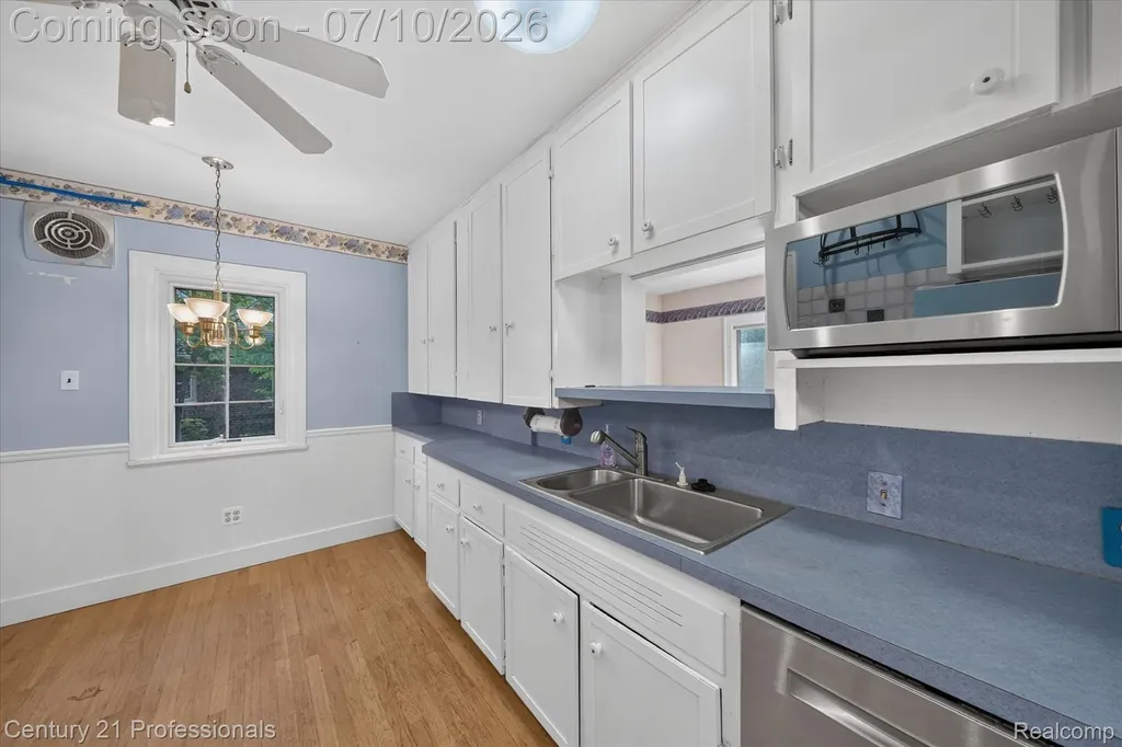 2019 N Highland Street Dearborn City MI 48128