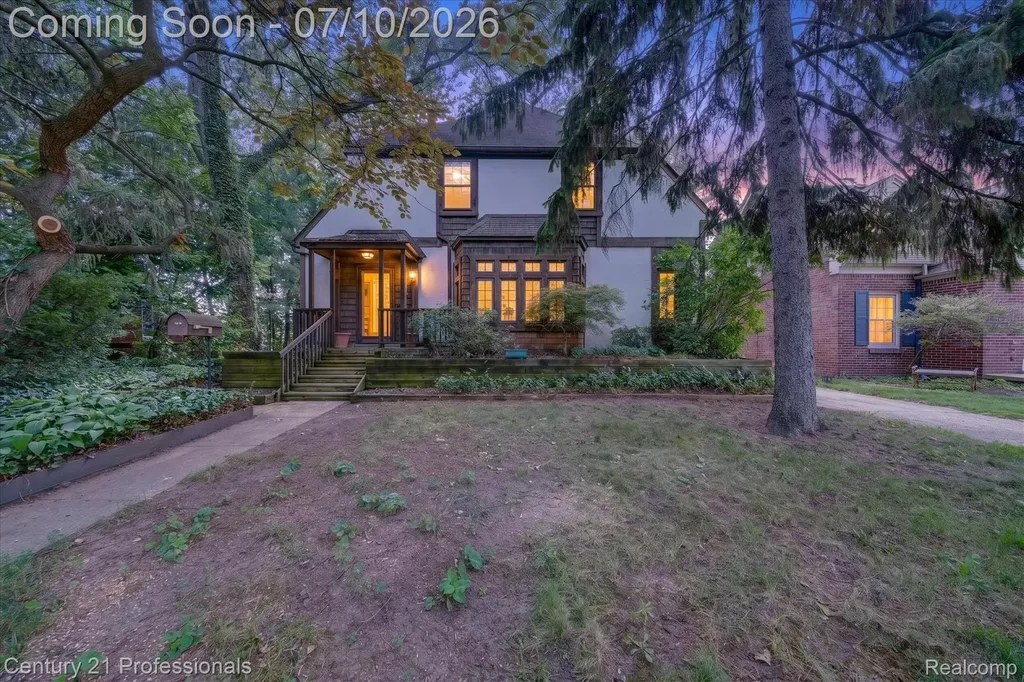 2019 N Highland Street Dearborn City MI 48128