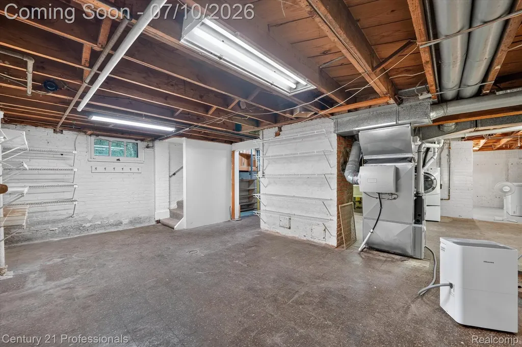 2019 N Highland Street Dearborn City MI 48128