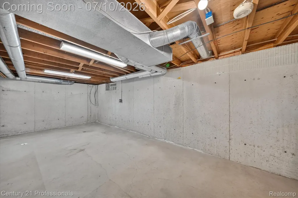 2019 N Highland Street Dearborn City MI 48128