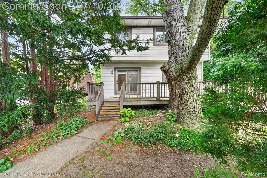 2019 N Highland Street Dearborn City MI 48128