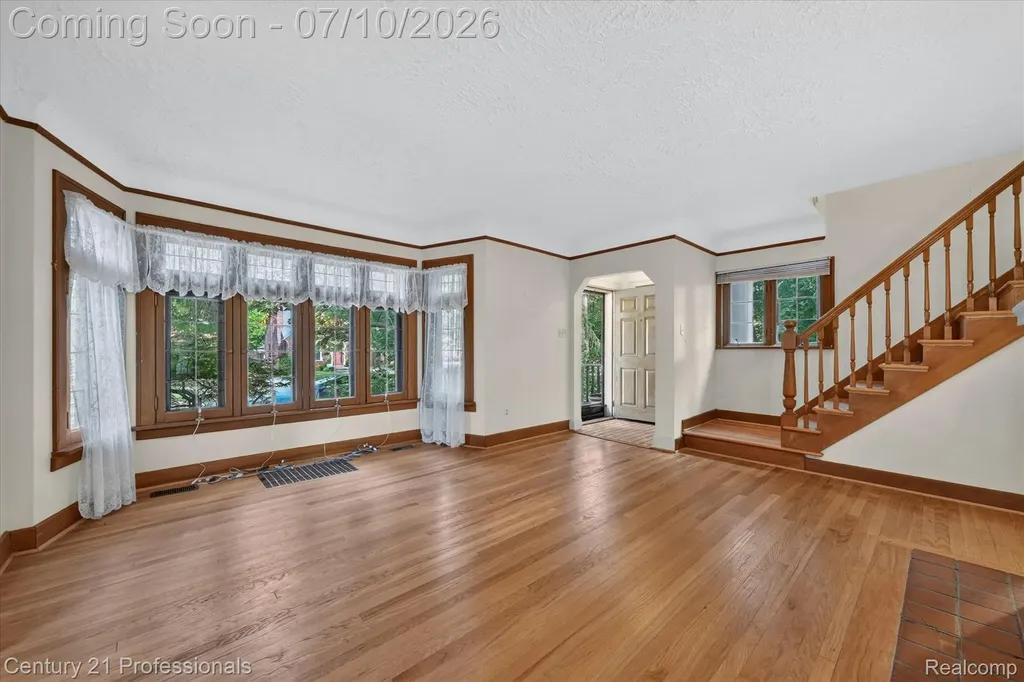 2019 N Highland Street Dearborn City MI 48128