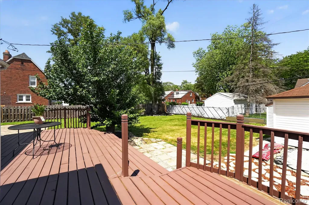 15802 Mansfield Street Detroit City MI 48227