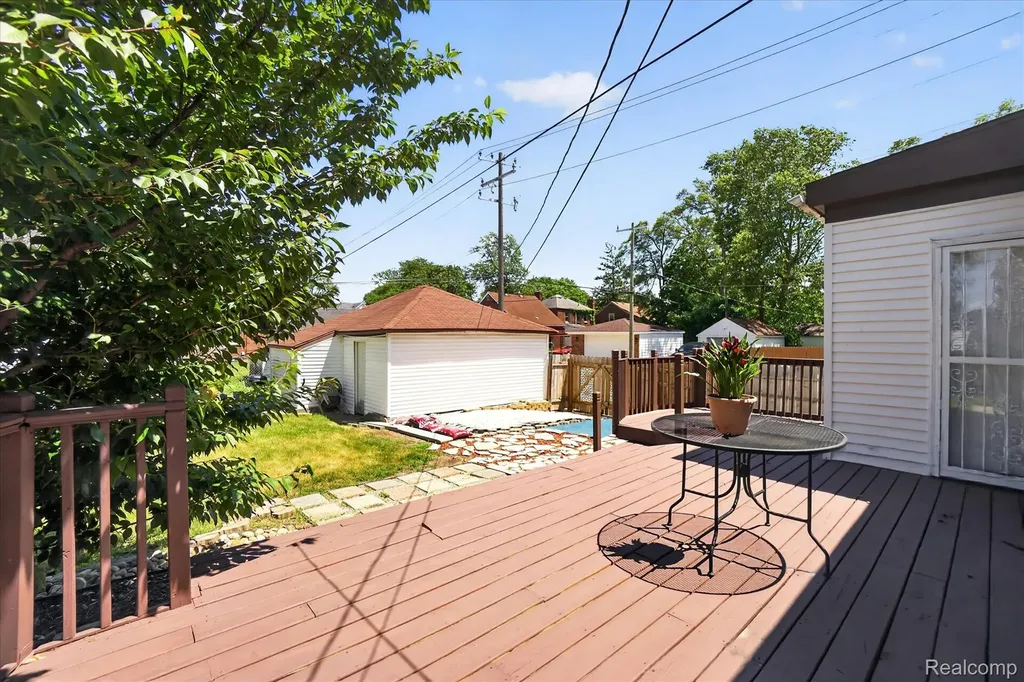 15802 Mansfield Street Detroit City MI 48227