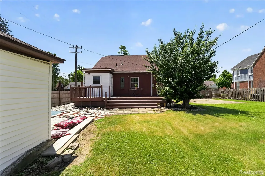 15802 Mansfield Street Detroit City MI 48227