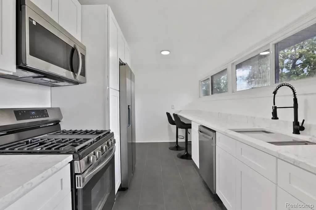 36720 N Schafer Street Clinton Charter Township MI 48035