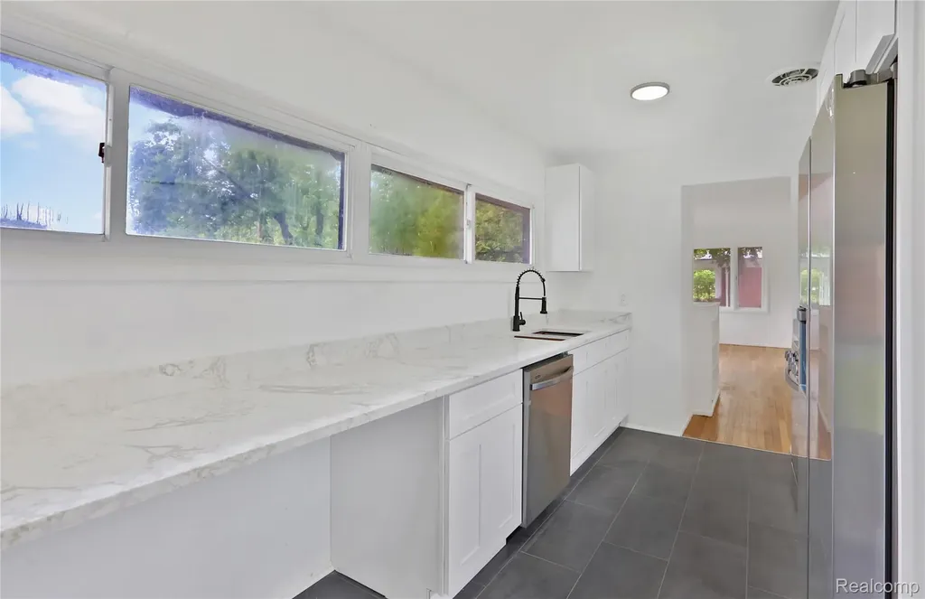 36720 N Schafer Street Clinton Charter Township MI 48035
