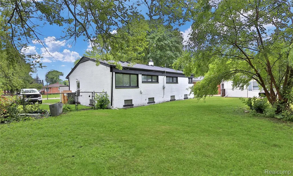 36720 N Schafer Street Clinton Charter Township MI 48035