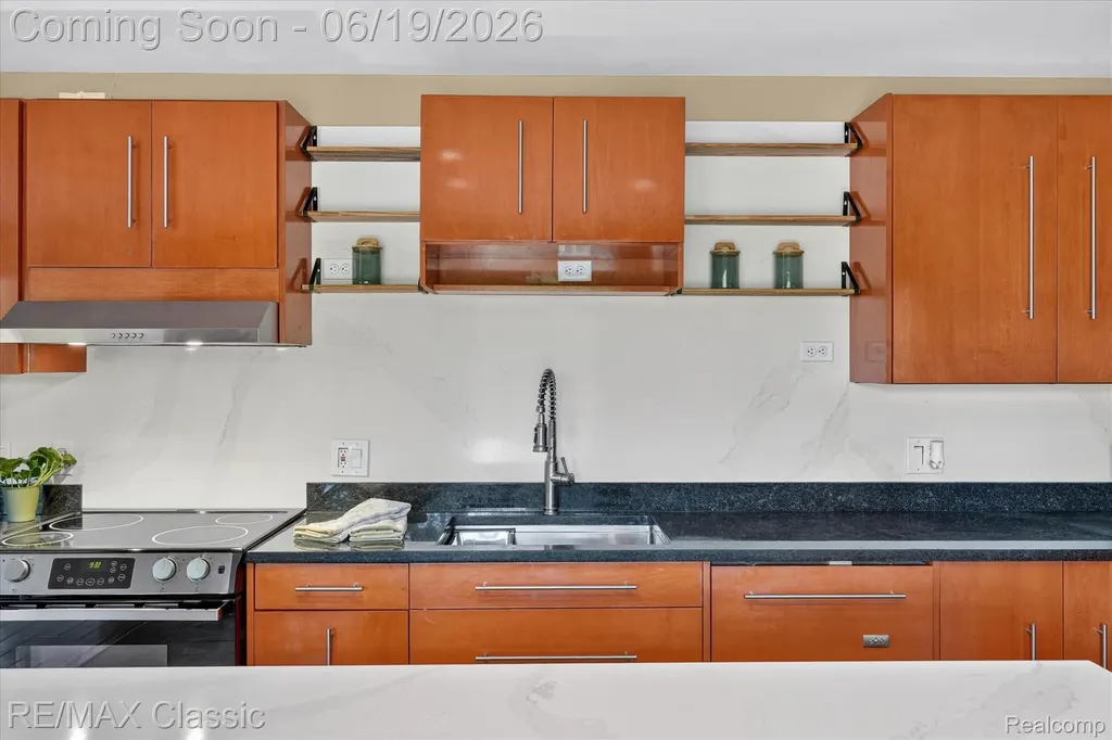12189 Gage Road Holly Township MI 48442