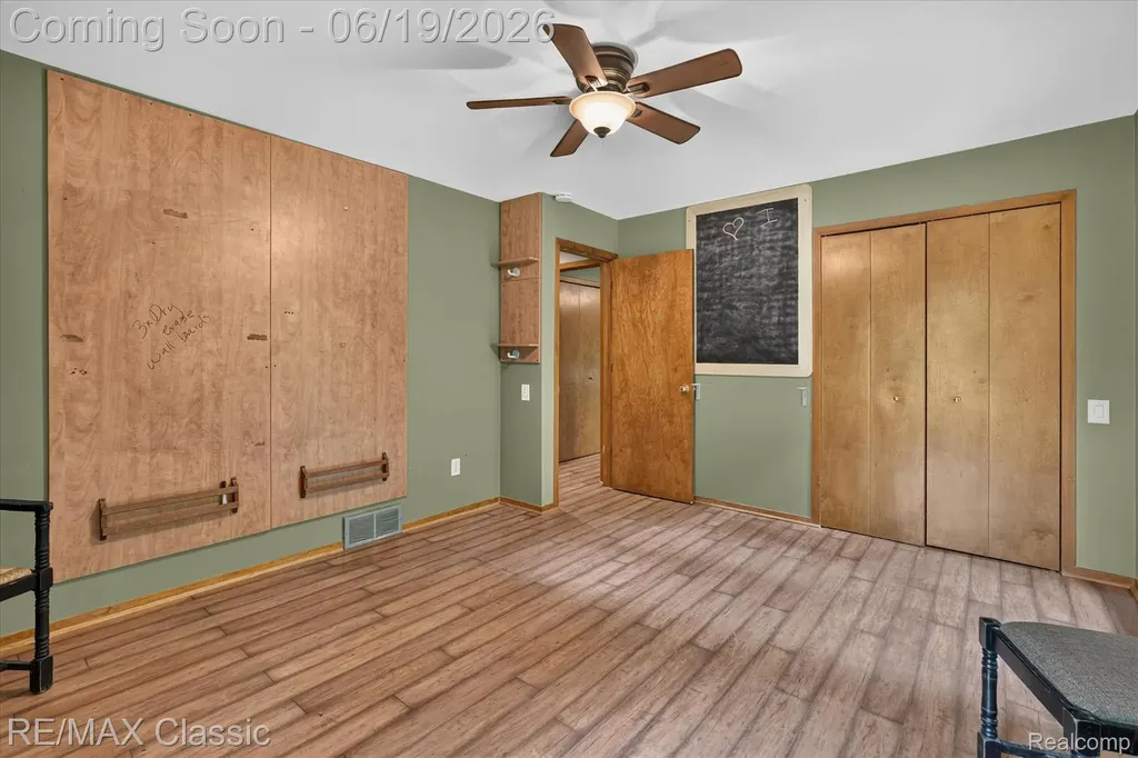 12189 Gage Road Holly Township MI 48442