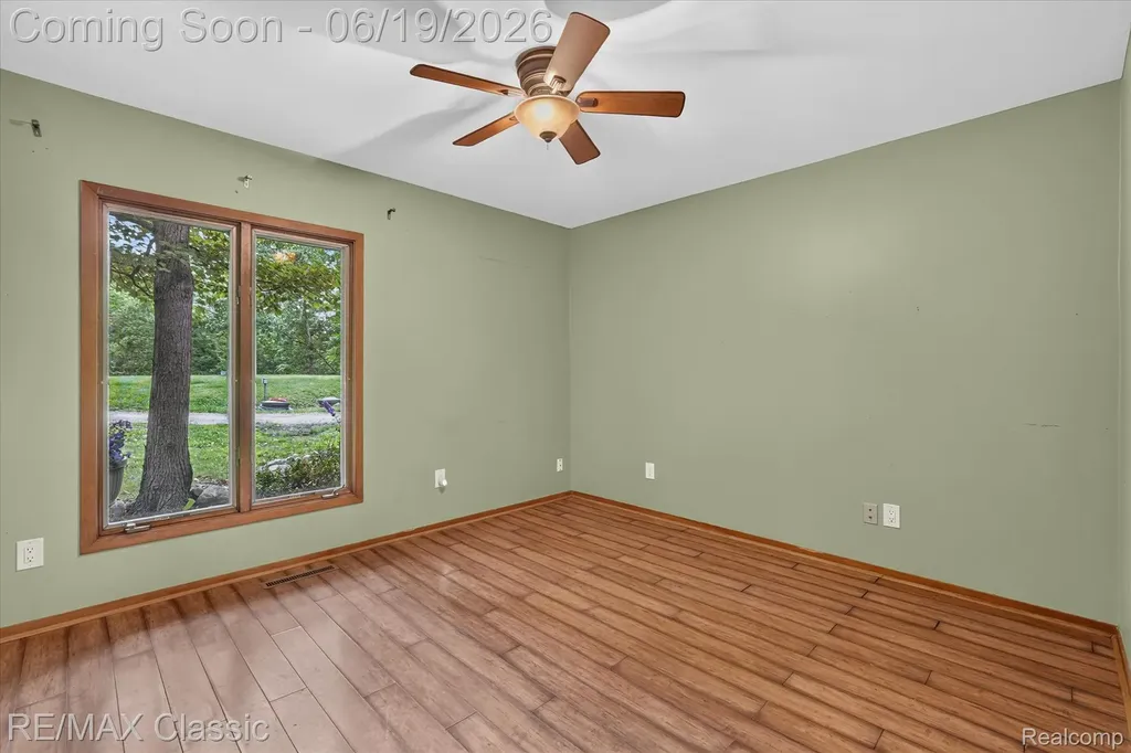 12189 Gage Road Holly Township MI 48442