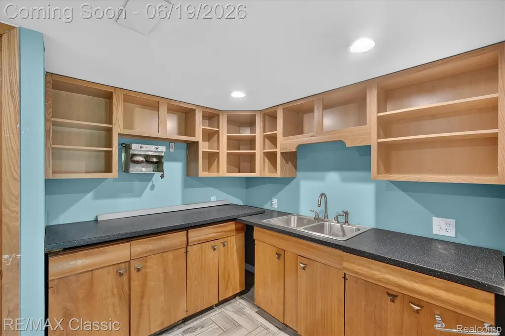 12189 Gage Road Holly Township MI 48442