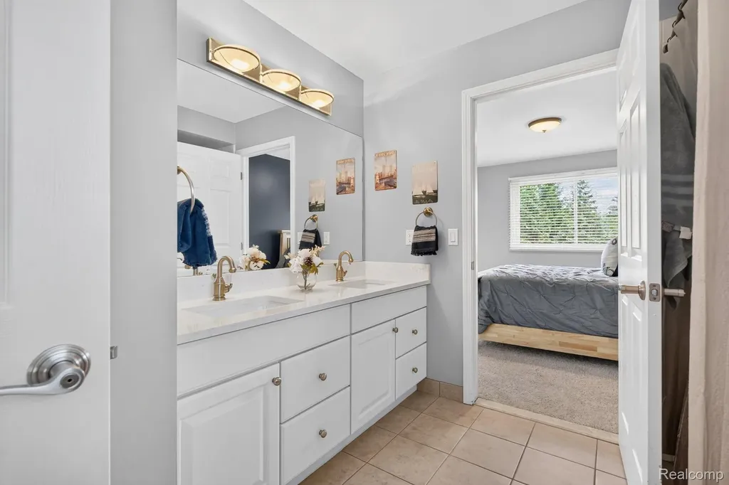 47100 Tania Court Plymouth Charter Township MI 48170