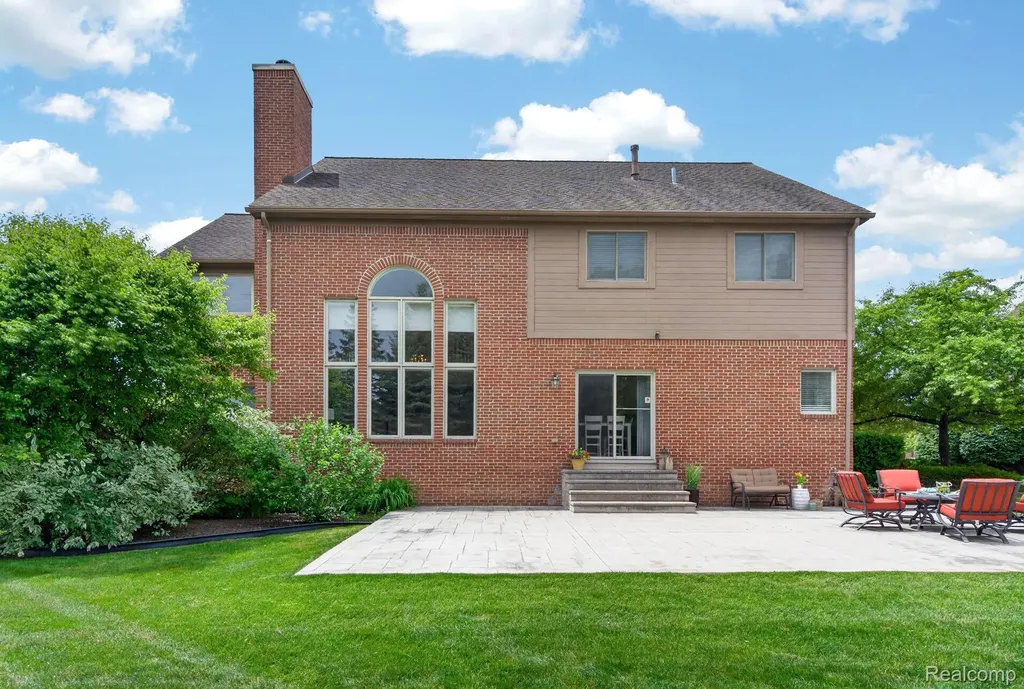 47100 Tania Court Plymouth Charter Township MI 48170