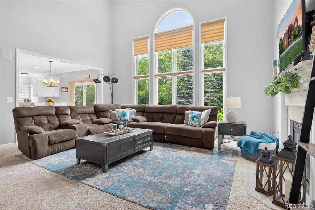 47100 Tania Court Plymouth Charter Township MI 48170