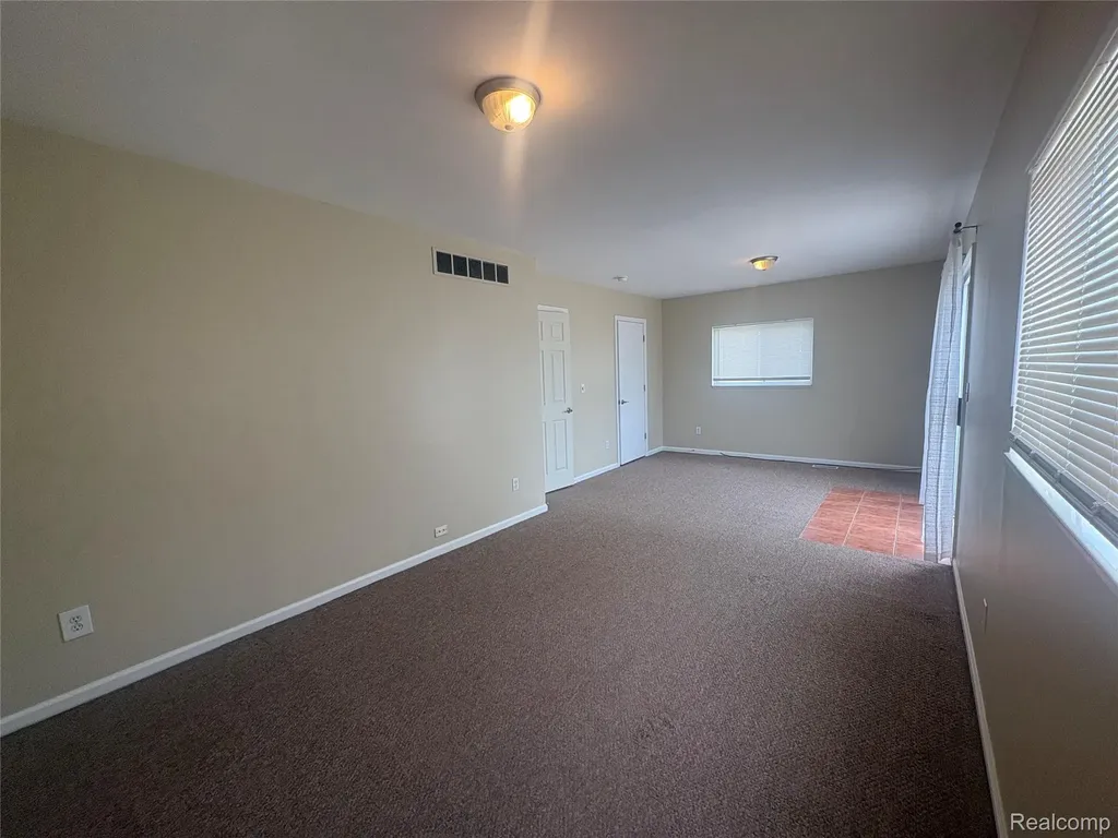 1455 E Meyers Avenue Hazel Park City MI 48030