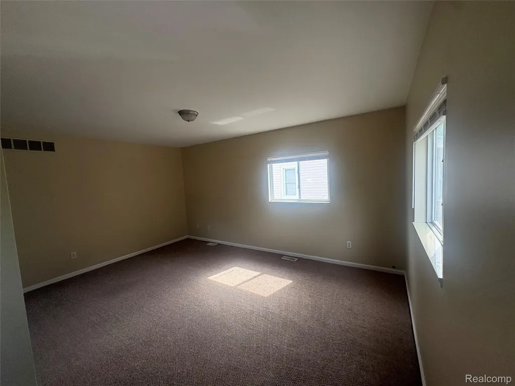 1455 E Meyers Avenue Hazel Park City MI 48030