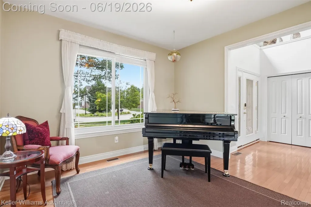 49354 Peninsular Drive Van Buren Charter Township MI 48111