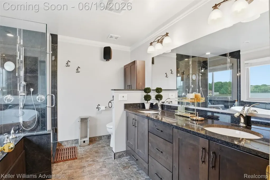 49354 Peninsular Drive Van Buren Charter Township MI 48111