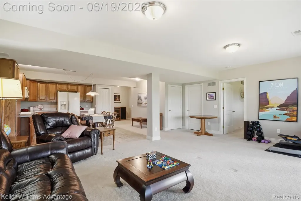 49354 Peninsular Drive Van Buren Charter Township MI 48111