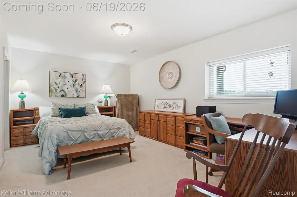 49354 Peninsular Drive Van Buren Charter Township MI 48111