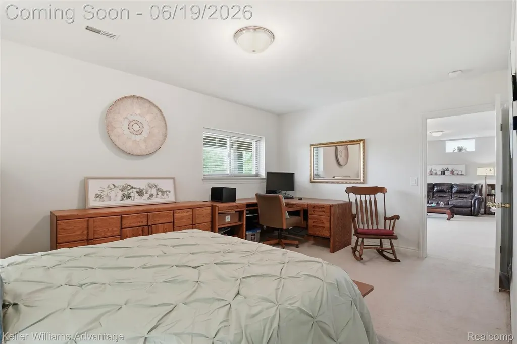 49354 Peninsular Drive Van Buren Charter Township MI 48111
