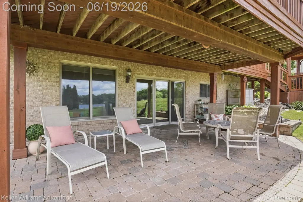 49354 Peninsular Drive Van Buren Charter Township MI 48111