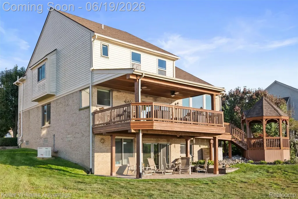 49354 Peninsular Drive Van Buren Charter Township MI 48111