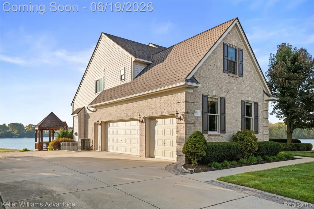 49354 Peninsular Drive Van Buren Charter Township MI 48111