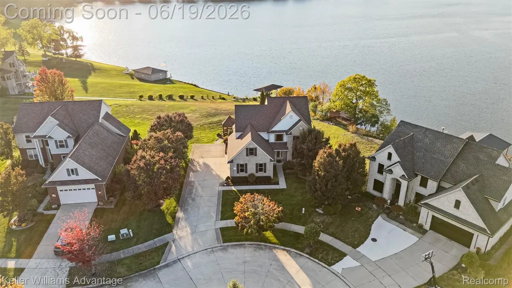 49354 Peninsular Drive Van Buren Charter Township MI 48111