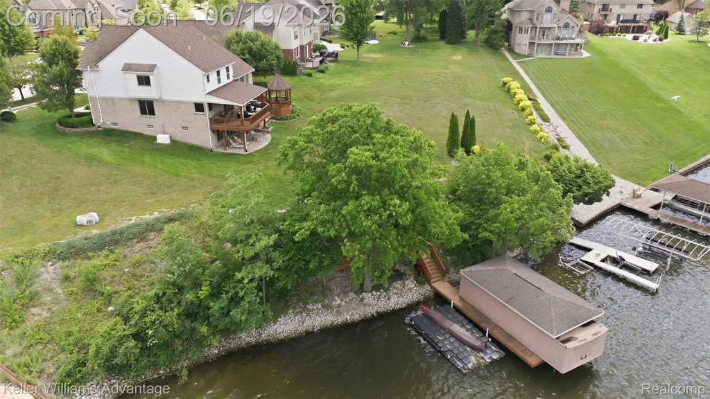 49354 Peninsular Drive Van Buren Charter Township MI 48111