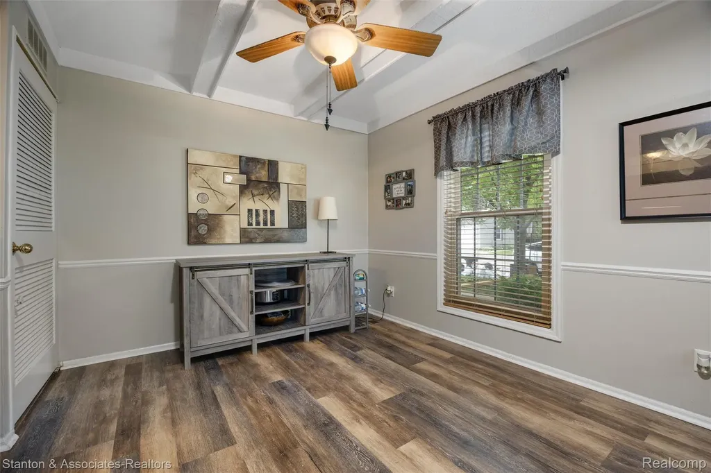 38718 Barnstable Lane Clinton Charter Township MI 48038