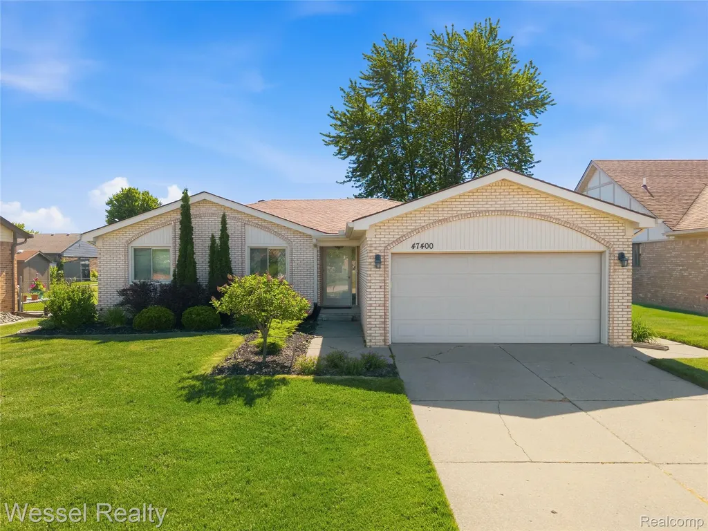 47400 Sanborn Drive Macomb Township MI 48044