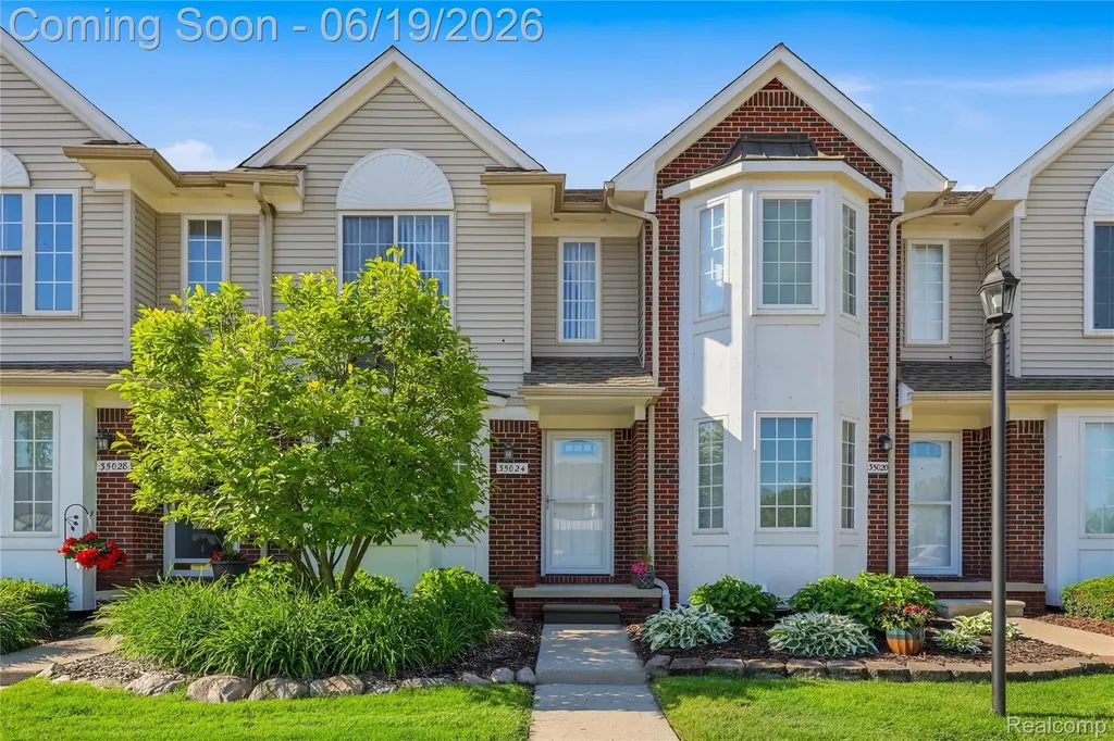 35024 Windsor Drive New Baltimore City MI 48047