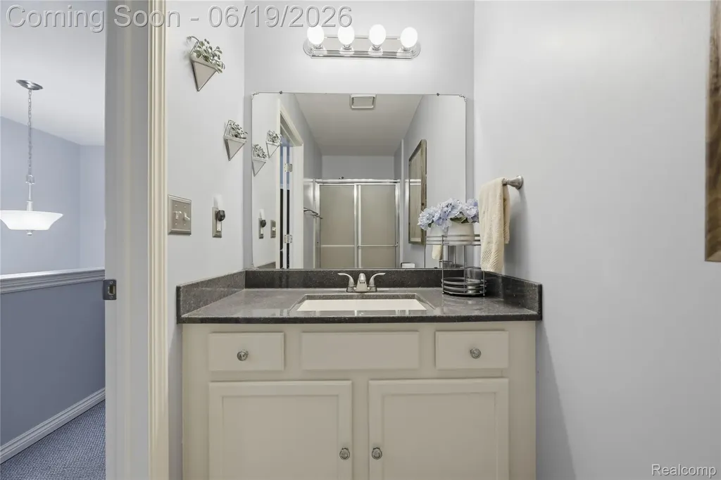 35024 Windsor Drive New Baltimore City MI 48047