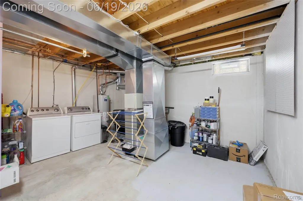 35024 Windsor Drive New Baltimore City MI 48047