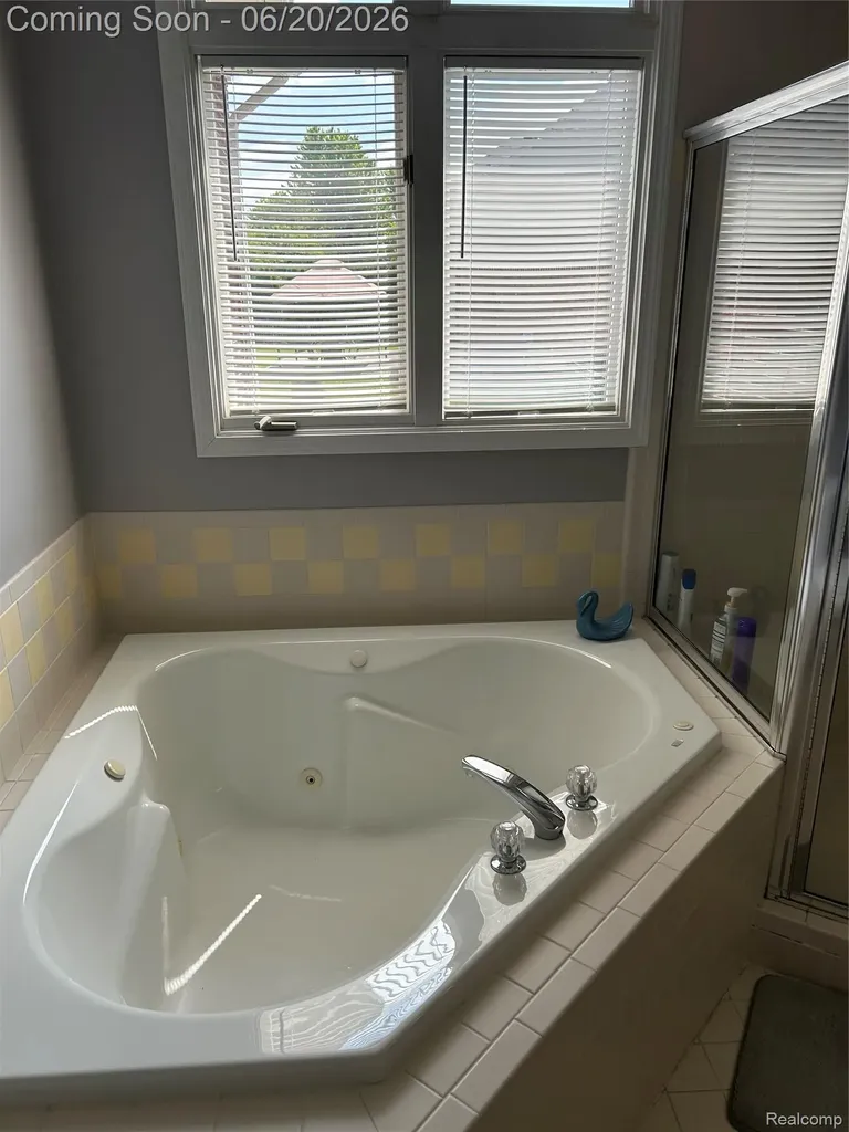 56334 Birkdale Drive Macomb Township MI 48042