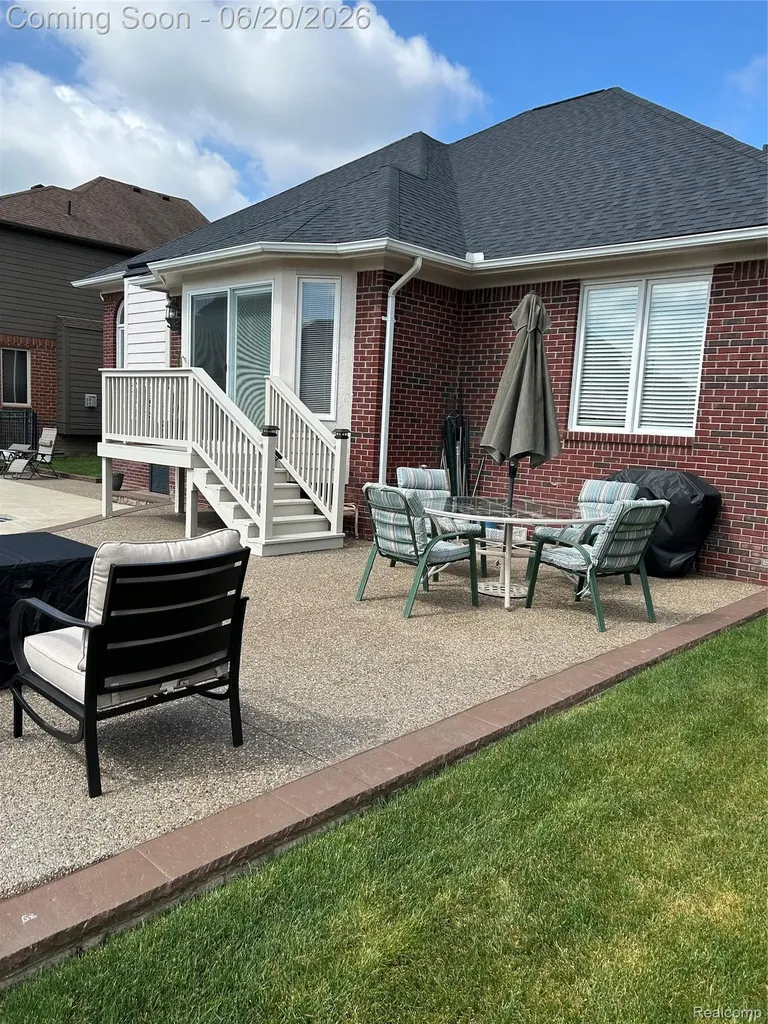 56334 Birkdale Drive Macomb Township MI 48042