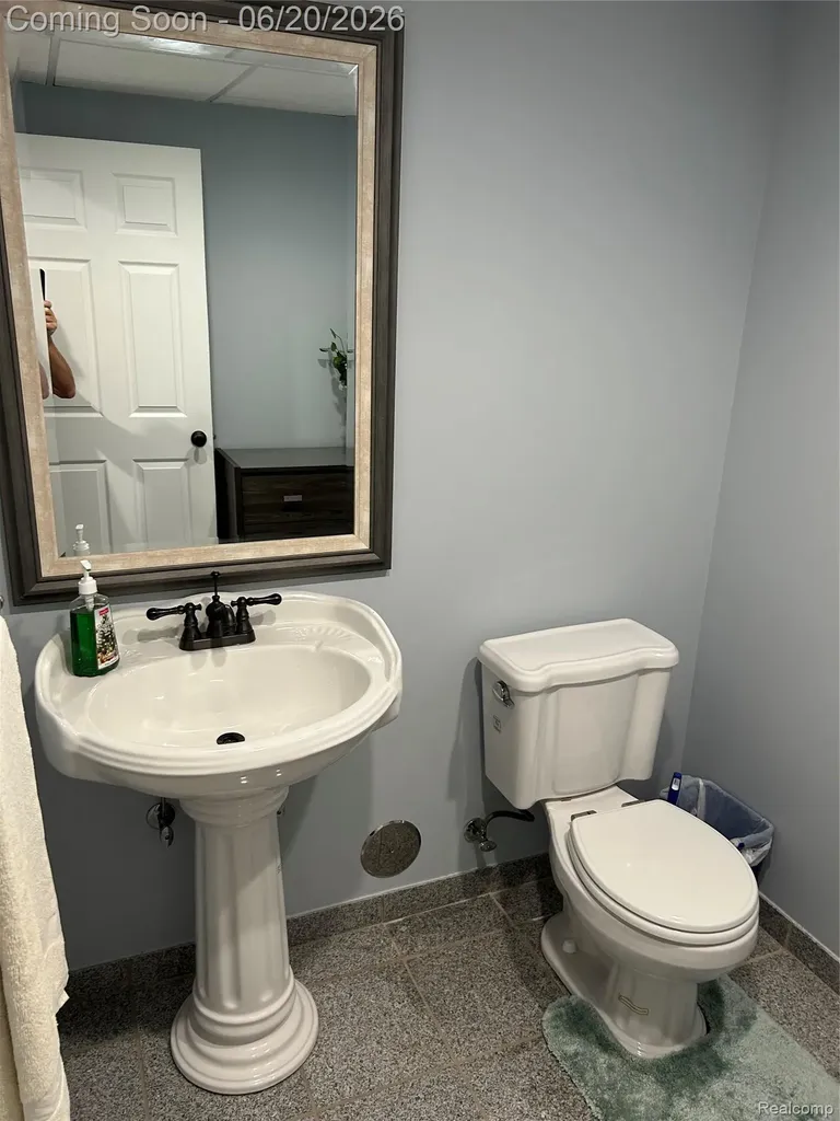 56334 Birkdale Drive Macomb Township MI 48042