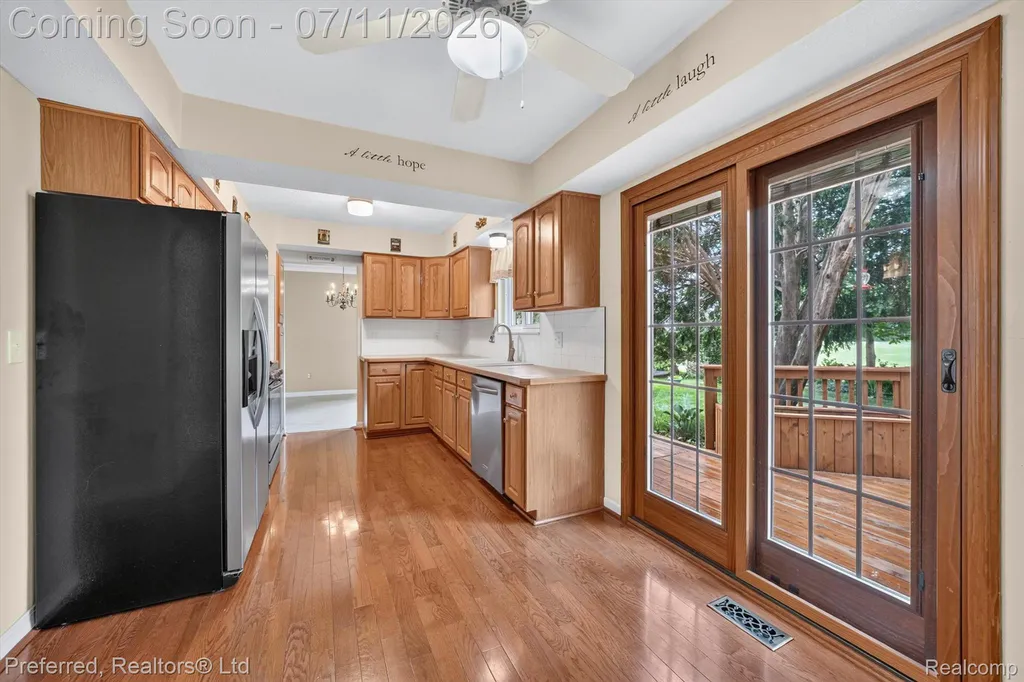 46596 Maidstone Road Canton Charter Township MI 48187