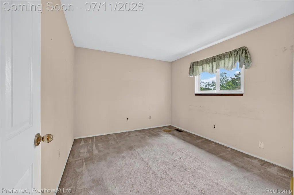 46596 Maidstone Road Canton Charter Township MI 48187