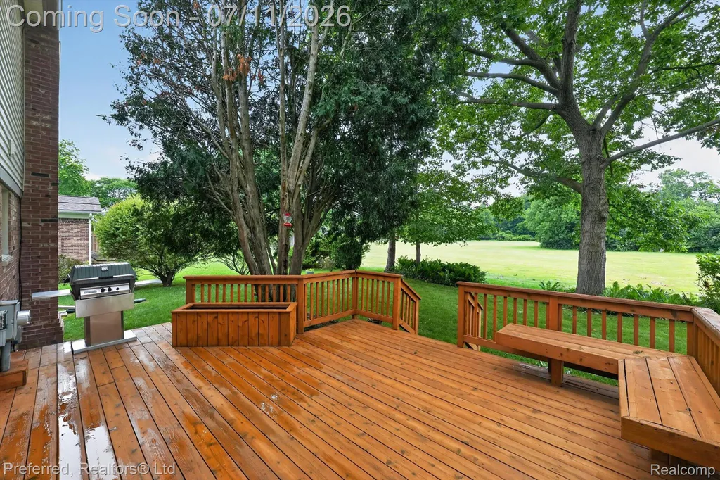 46596 Maidstone Road Canton Charter Township MI 48187
