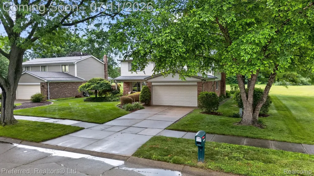 46596 Maidstone Road Canton Charter Township MI 48187