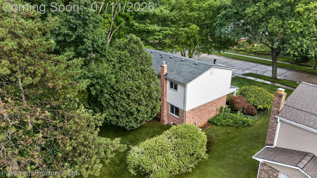 46596 Maidstone Road Canton Charter Township MI 48187
